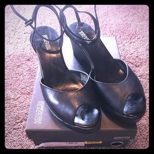 Kenneth Cole wedge heel.